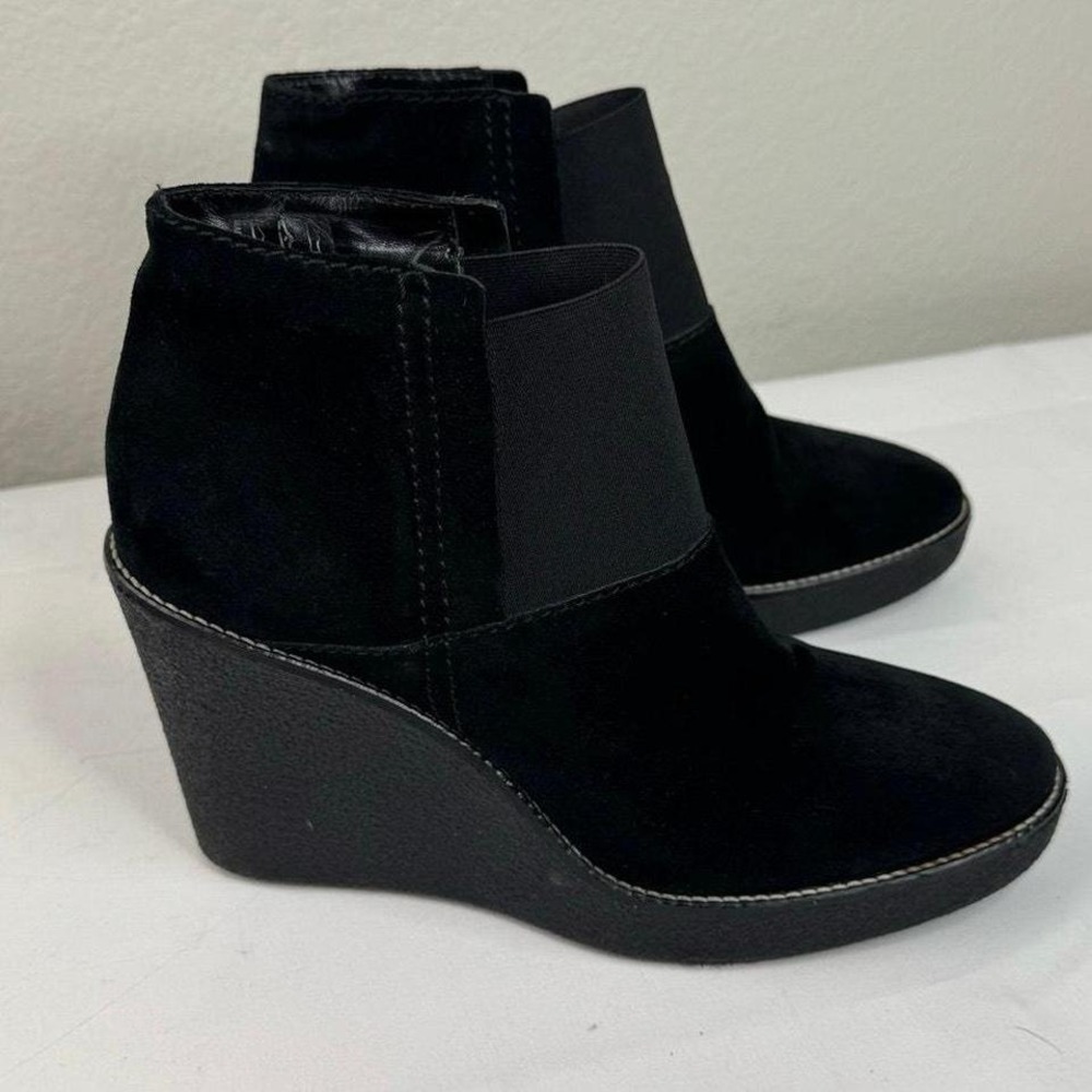 Aquatalia Women's Pull-on Suede Wedge Ankle Stretch‎ Boots 9.5 Black NWOT